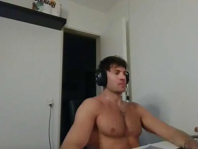 Live sex webcam photo for alphah-hunk #293311735