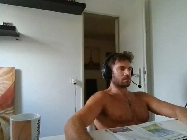 Live sex webcam photo for alphah-hunk #293851862
