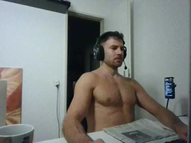 Live sex webcam photo for alphah-hunk #294167200