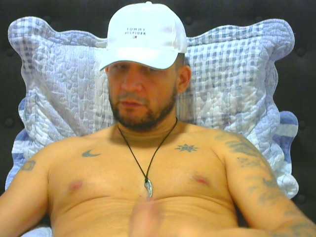 Live sex webcam photo for altenori #294144164
