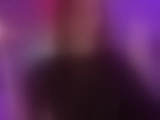 Live sex webcam photo for altertyan #293714277