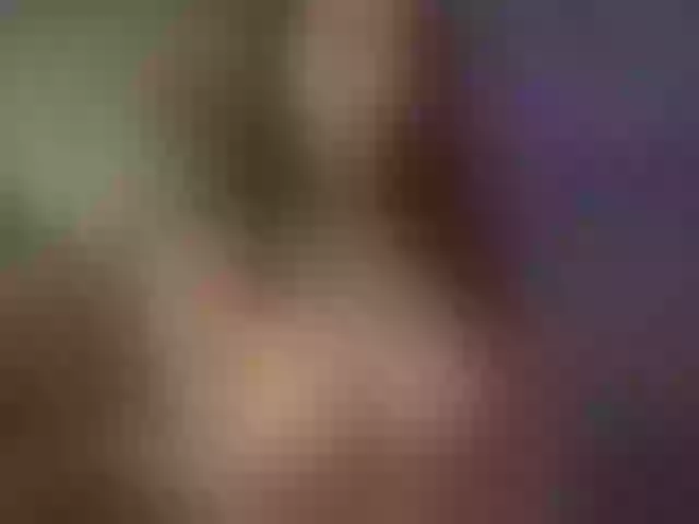 Live sex webcam photo for alyonaqueen #290645138