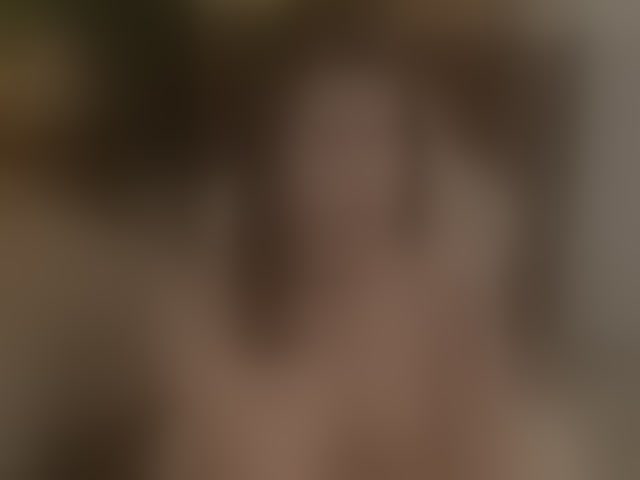 Live sex webcam photo for alyonaqueen #294103927