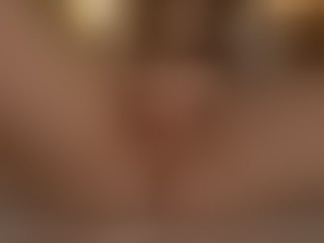 Live sex webcam photo for alyonaqueen #294297048