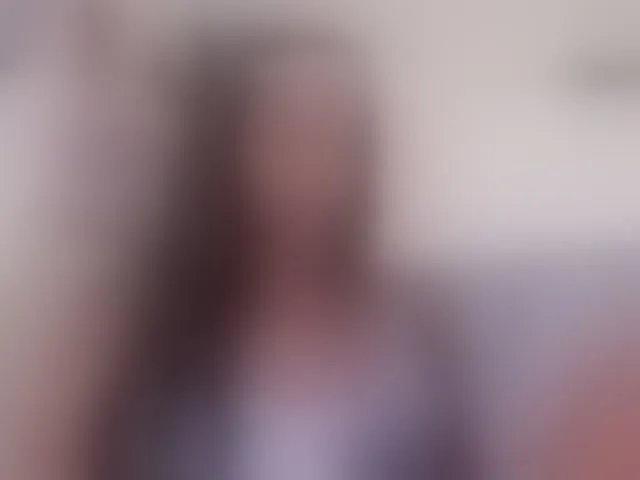 Live sex webcam photo for alyssa-desire #292615590