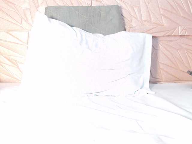 Live sex webcam photo for amarantha-love18 #290649000