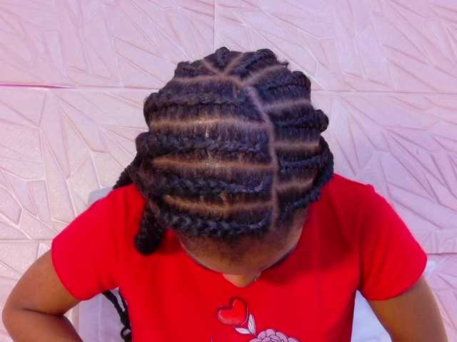 Live sex webcam photo for amarantha-love18 #291254883