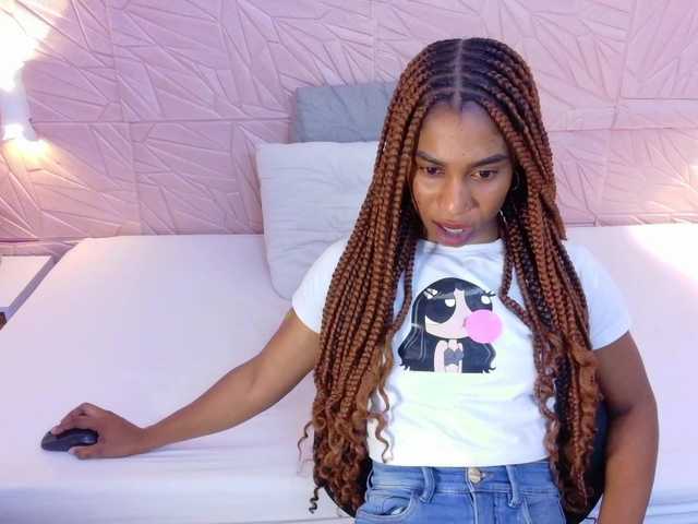 Live sex webcam photo for amarantha-love18 #291441210