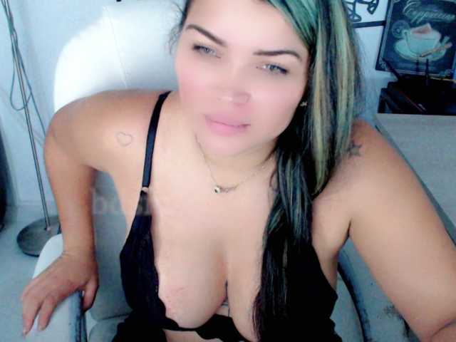 Live sex webcam photo for amaranthacol #273114753