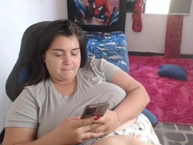 Live sex webcam photo for amberth-dirty #292229862