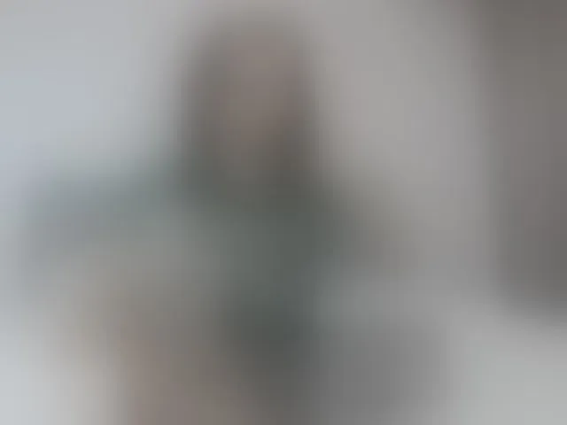 Live sex webcam photo for ameliex69 #293042273