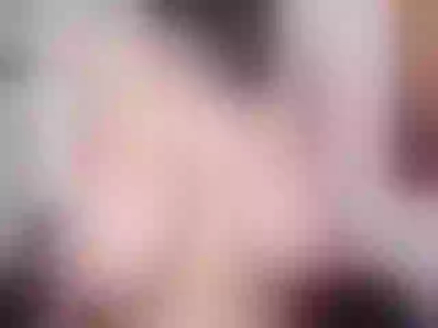 Live sex webcam photo for amina-hafssa #290384625