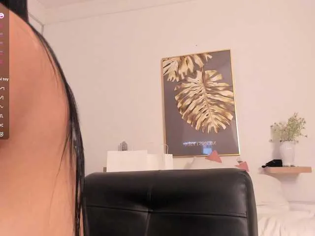 Live sex webcam photo for amina-hafssa #291329148