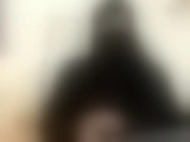 Live sex webcam photo for amina-hafssa #293758338