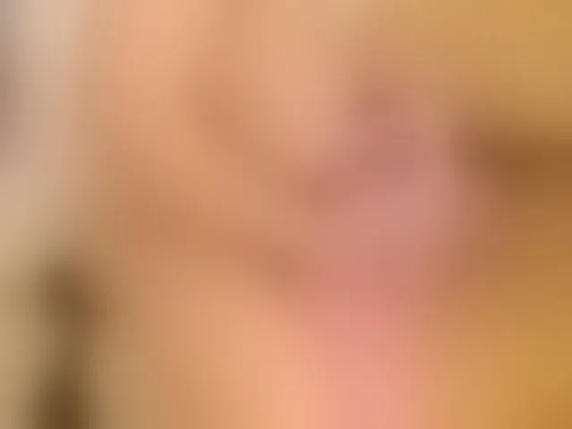 Live sex webcam photo for amina-hafssa #293764129