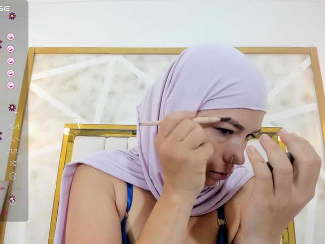 Live sex webcam photo for amira-s #277387534