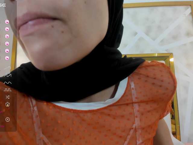 Live sex webcam photo for amira-s #277683220