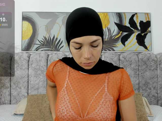 Live sex webcam photo for amira-s #277867529