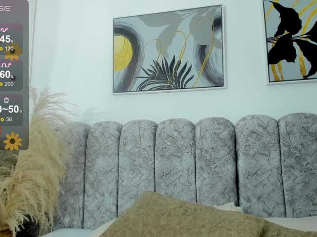 Live sex webcam photo for amira-s #277912526