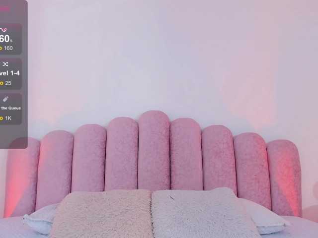 Live sex webcam photo for amira-s #290183790