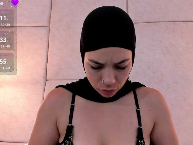 Live sex webcam photo for amira-s #290567774