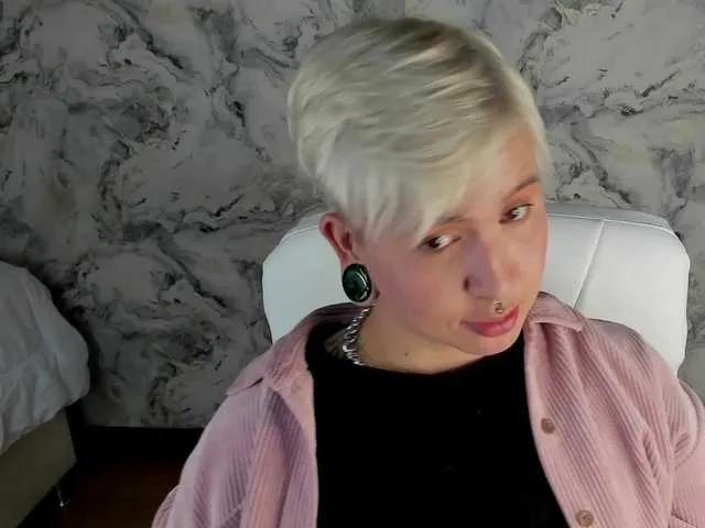 Live sex webcam photo for amy-ink #291069850