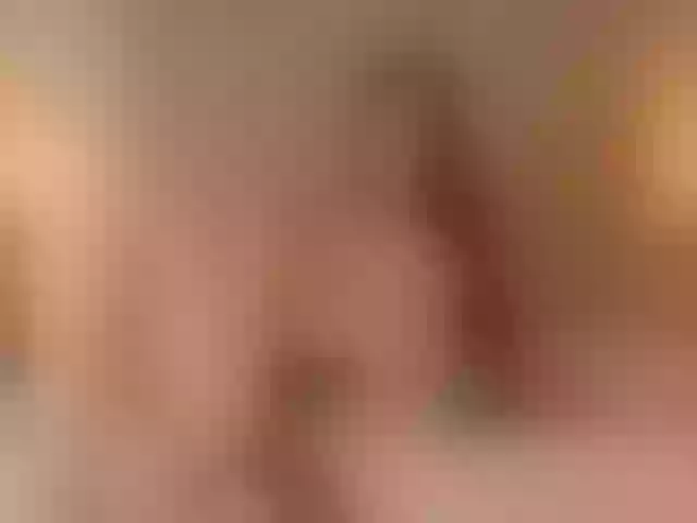 Live sex webcam photo for amy-saenz #290583927