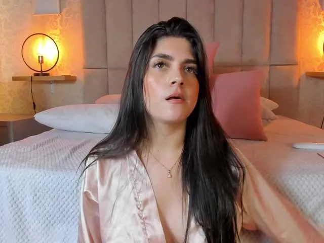 Live sex webcam photo for amy-saenz #290822346