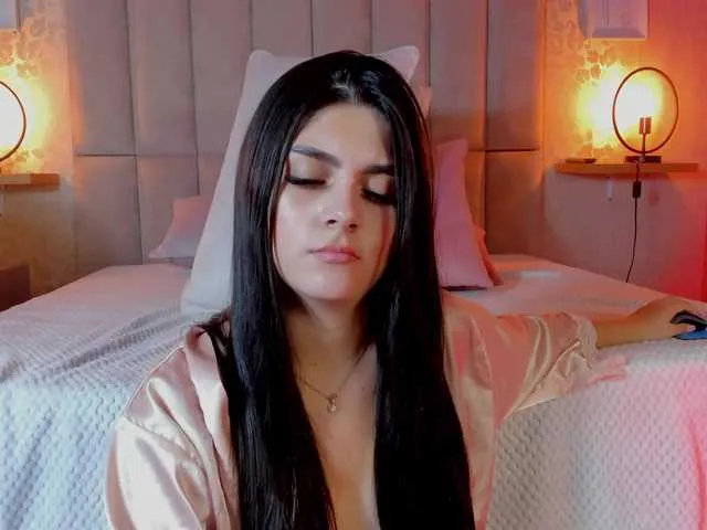 Live sex webcam photo for amy-saenz #291064723