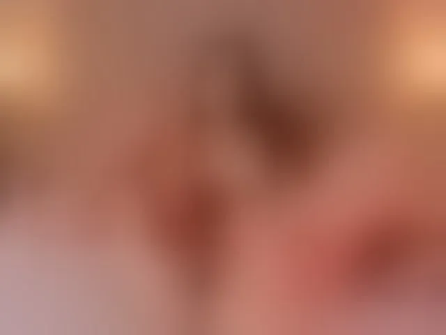 Live sex webcam photo for amy-saenz #292470791