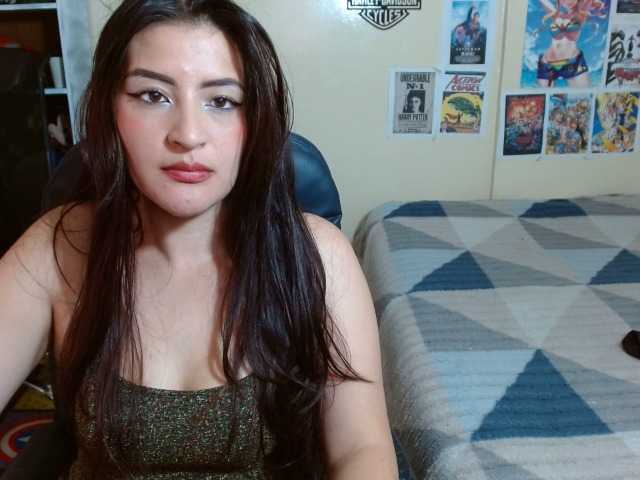 Live sex webcam photo for amy-shehot #276350896