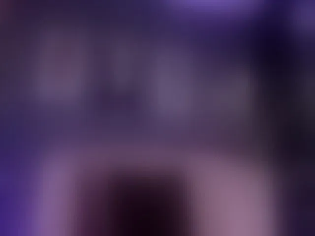 Live sex webcam photo for amyevans #294103152