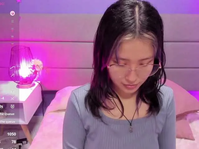 Live sex webcam photo for amyjoness #291333292