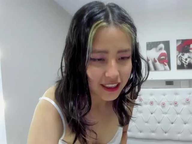 Live sex webcam photo for amyjoness #291474771