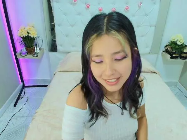 Live sex webcam photo for amyjoness #291495845