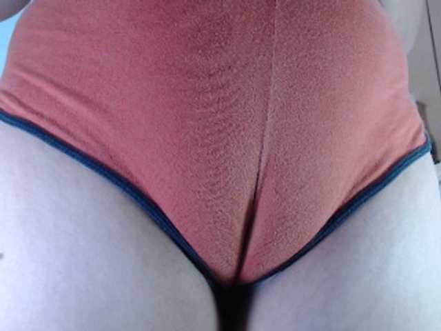 Live sex webcam photo for ana-loveee #276393145