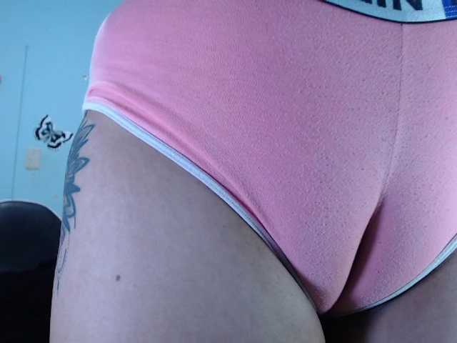 Live sex webcam photo for ana-loveee #276449607