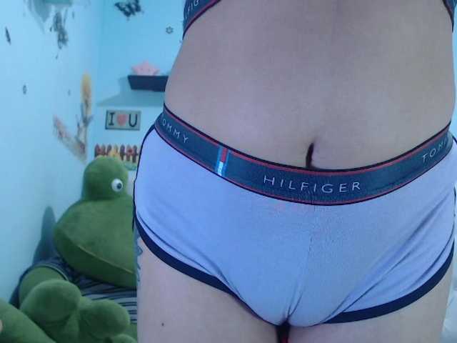 Live sex webcam photo for ana-loveee #276615158