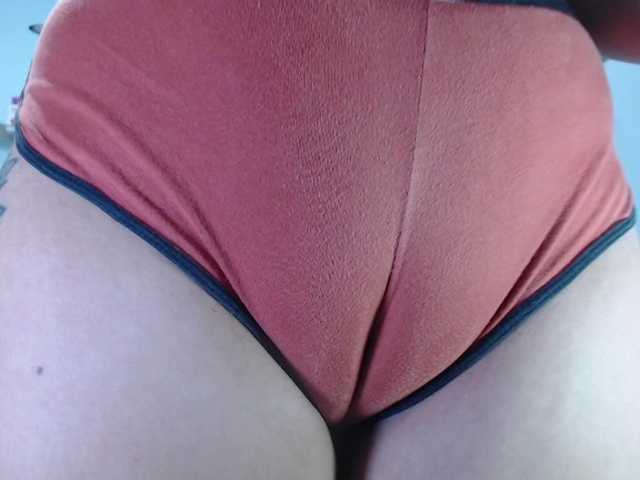 Live sex webcam photo for ana-loveee #276880850