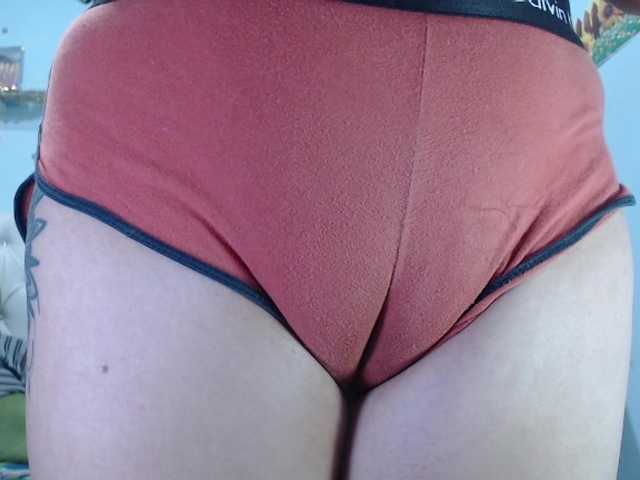 Live sex webcam photo for ana-loveee #276899487