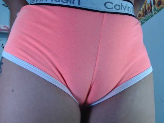 Live sex webcam photo for ana-loveee #276956309