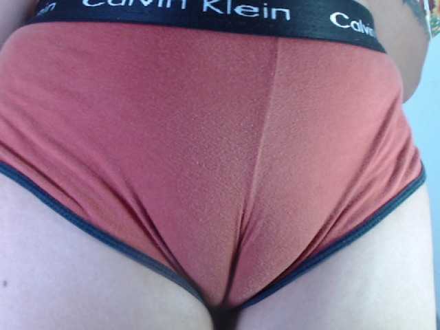 Live sex webcam photo for ana-loveee #277080955