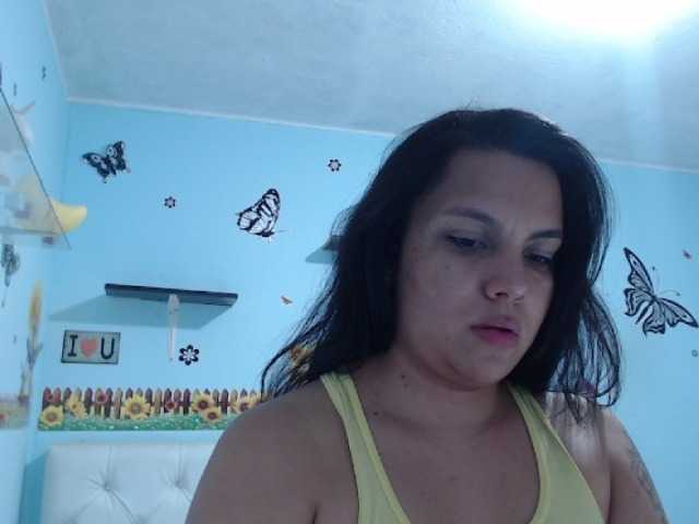 Live sex webcam photo for ana-loveee #277472753