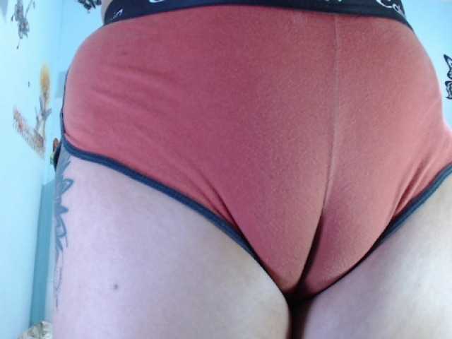 Live sex webcam photo for ana-loveee #277589873