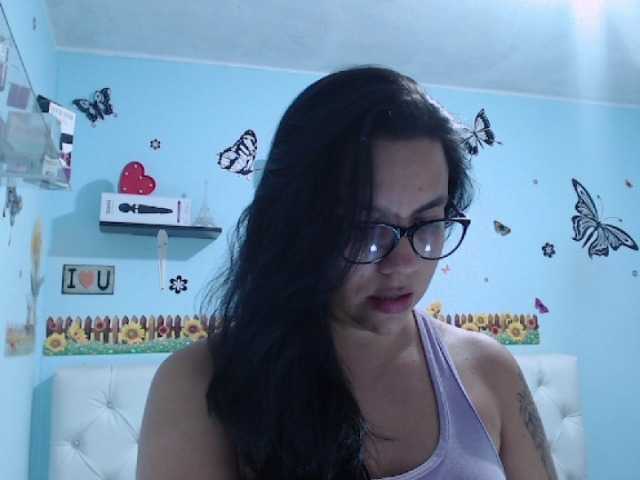 Live sex webcam photo for ana-loveee #277617627