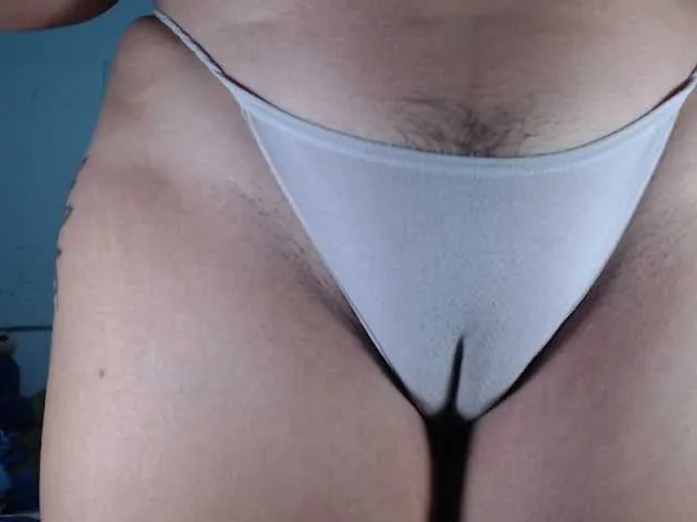 Live sex webcam photo for ana-loveee #292105017