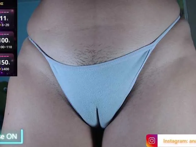 Live sex webcam photo for ana-loveee #292247395