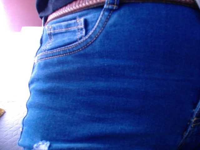 Live sex webcam photo for ana-mature #276108430