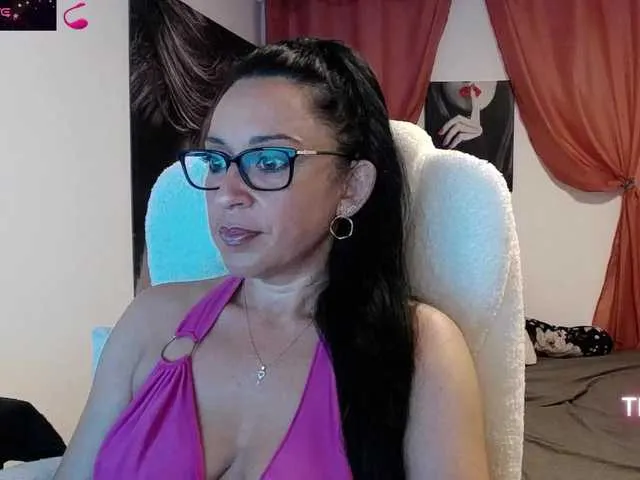 Live sex webcam photo for anaiza #291397493