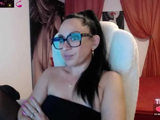 Live sex webcam photo for anaiza #291617662